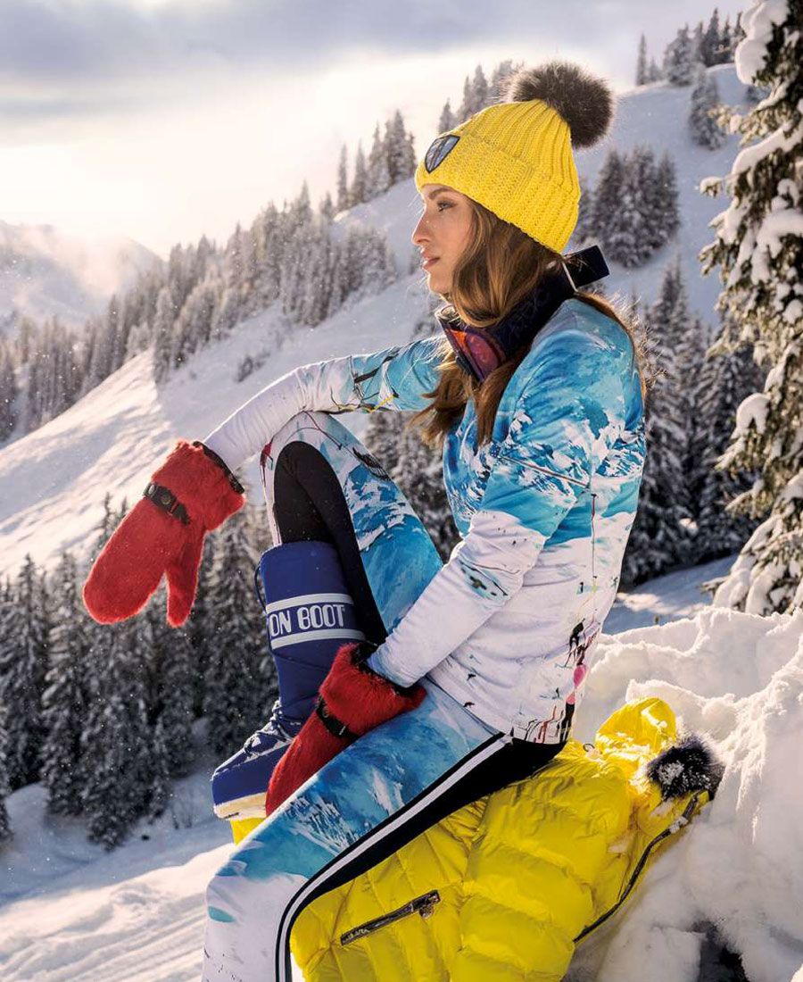 NILS Fitting Room Womens Ski, Snowboard and Sportswear